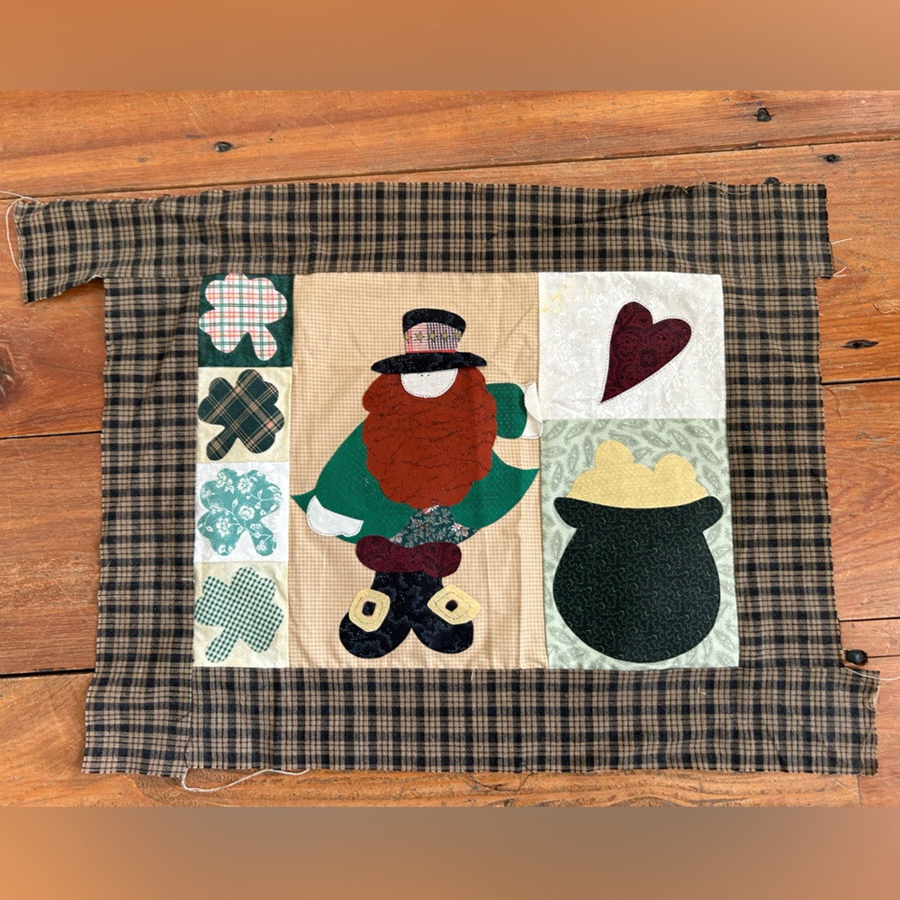 St. Patricks Day unfinished quilt pillow Leprechaun Pot of Gold